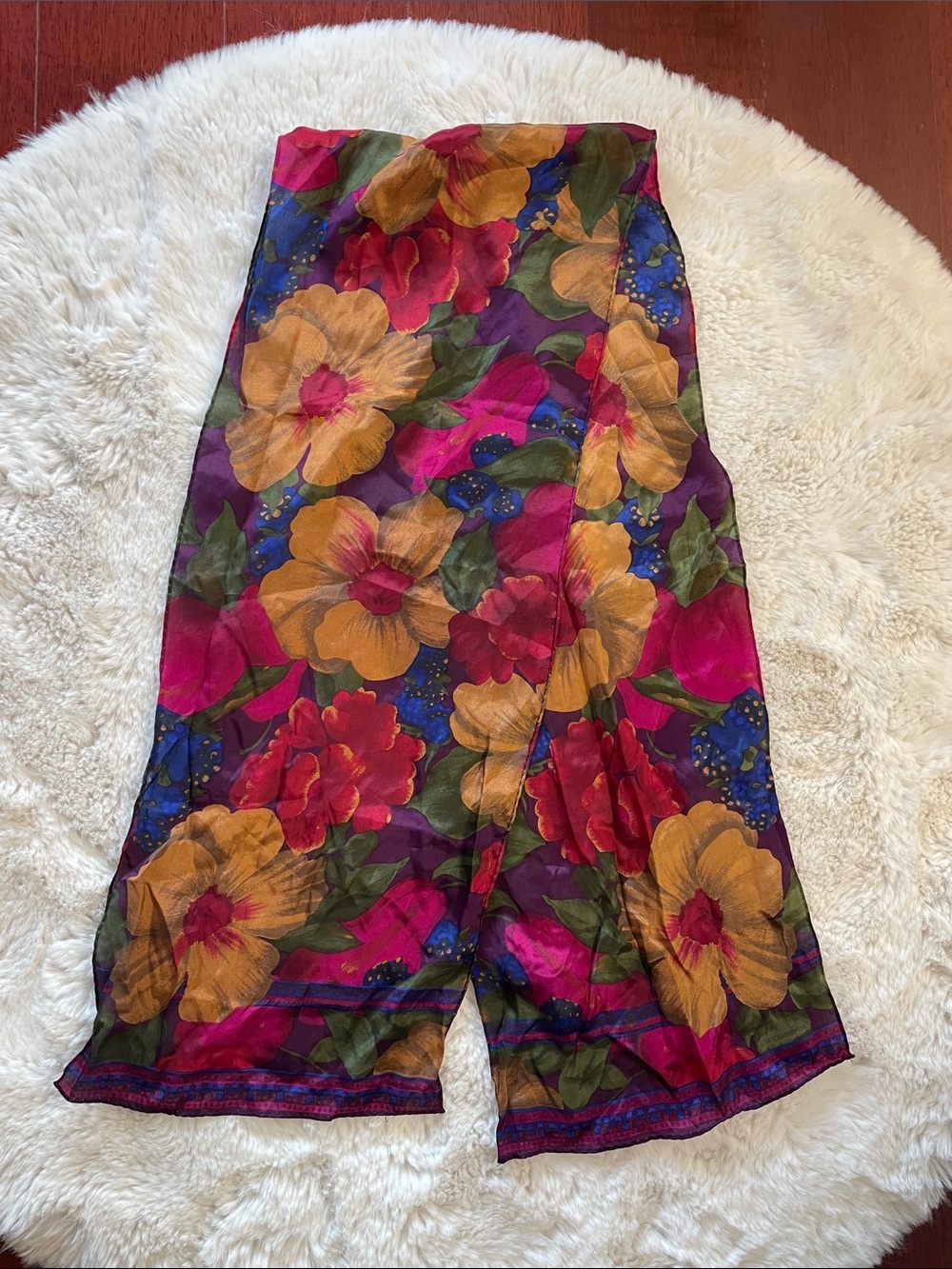 VTG Liz Claiborne Vibrant Floral silk handrolled  scarf